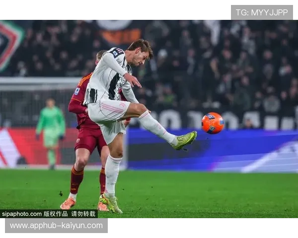 实时：卡利亚里1-0尤文，马齐泰利低射破门爆冷